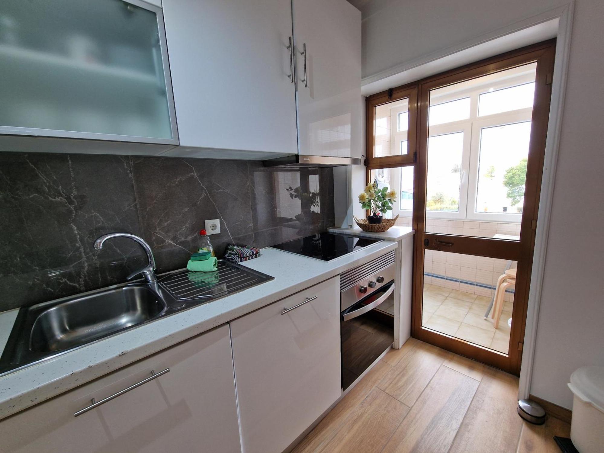 Cozy Apartment With Terrace, Air Cond, Free Parking, By Porto With Love Lda Exterior photo